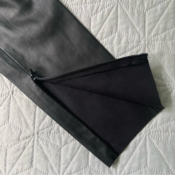 Zara Skinny Leather Pants - Picture 5 of 11